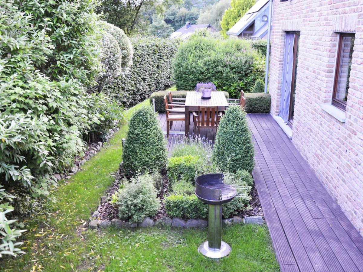 Modern Holiday Home In Stavelot With Fireplace מראה חיצוני תמונה